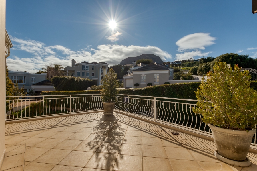 3 Bedroom Property for Sale in La Concorde Western Cape